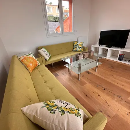 Lucioles - Strandnah Mit Balkon Und Meerblick By Riviera Homelife * Antheor-Cap-Roux